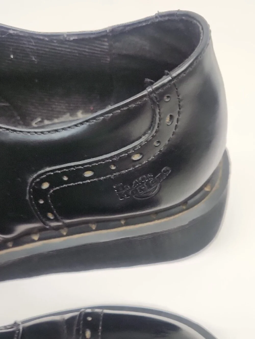 Vintage Dr. Martens Men's Black Lace-Up Platform Shoes Size 7M 9W